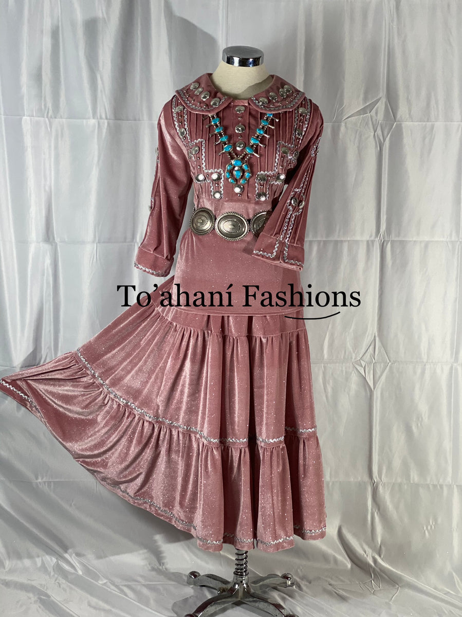 Pink Round Collared Step Design Ric-Rack with Buttons – To'ahani Fashions